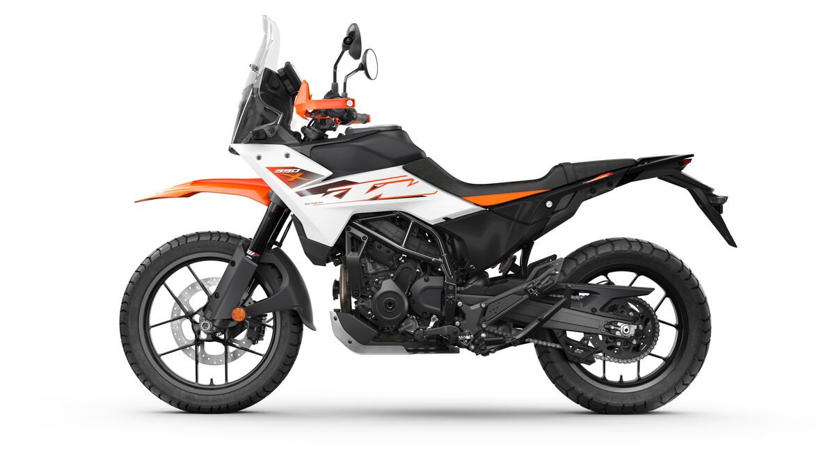 665371_MY25-KTM-390-Adventure-X-EU-White-90-left_EUROPE _ GLOBAL.jpg