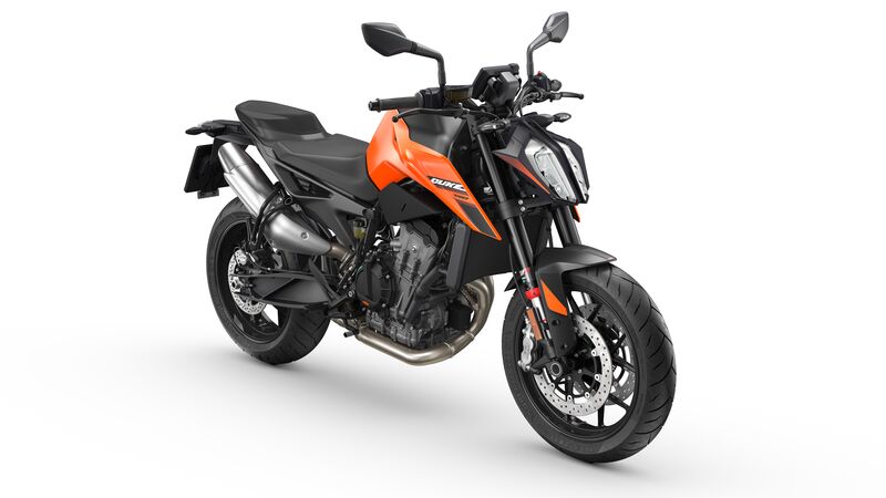 720803_MY26-KTM-790-Duke-Orange-45-right-EU_EU_GLOBAL_STUDIO.jpg